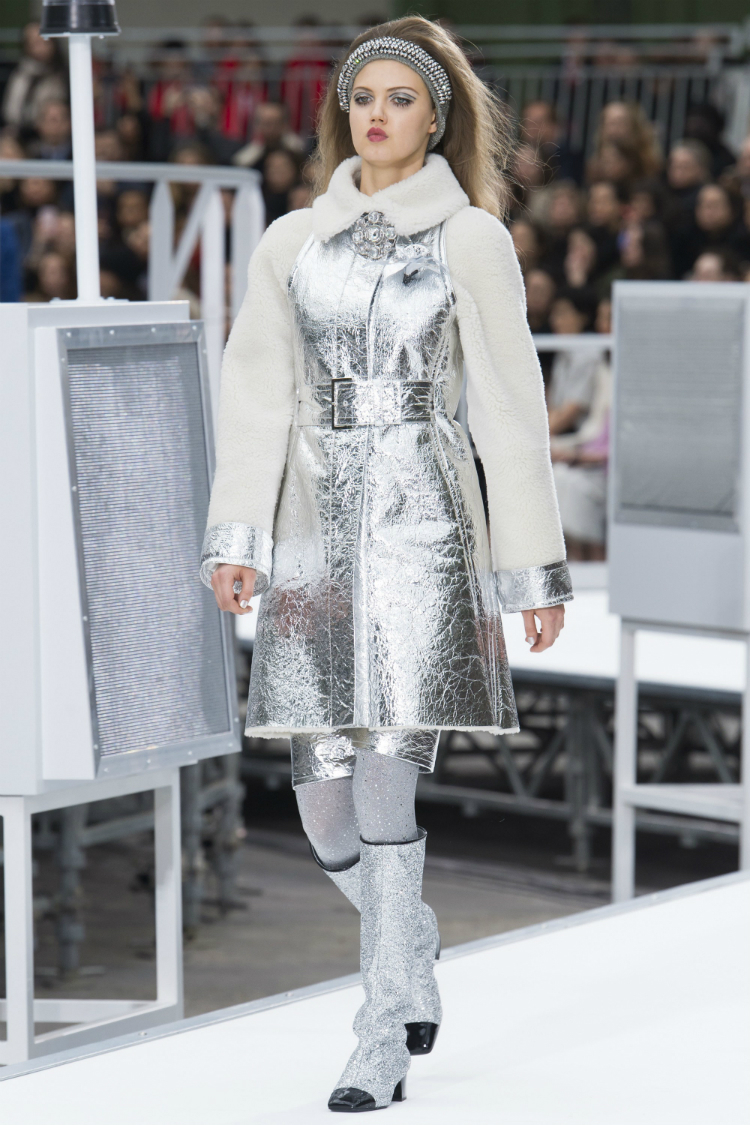 20172018-fw-chanel-02.jpg