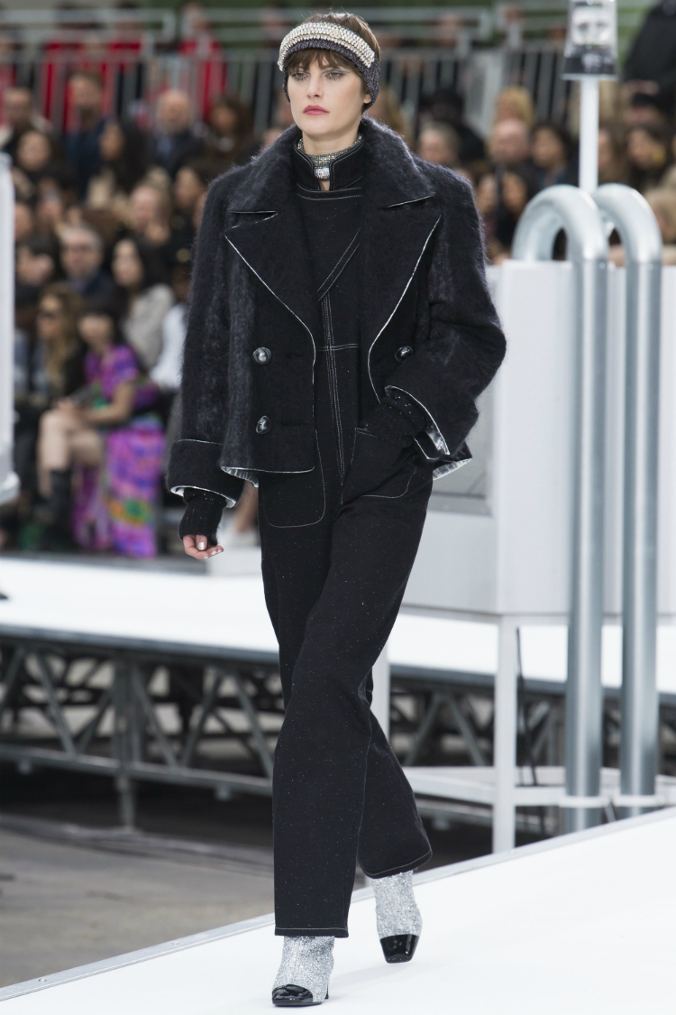 20172018-fw-chanel-04.jpg