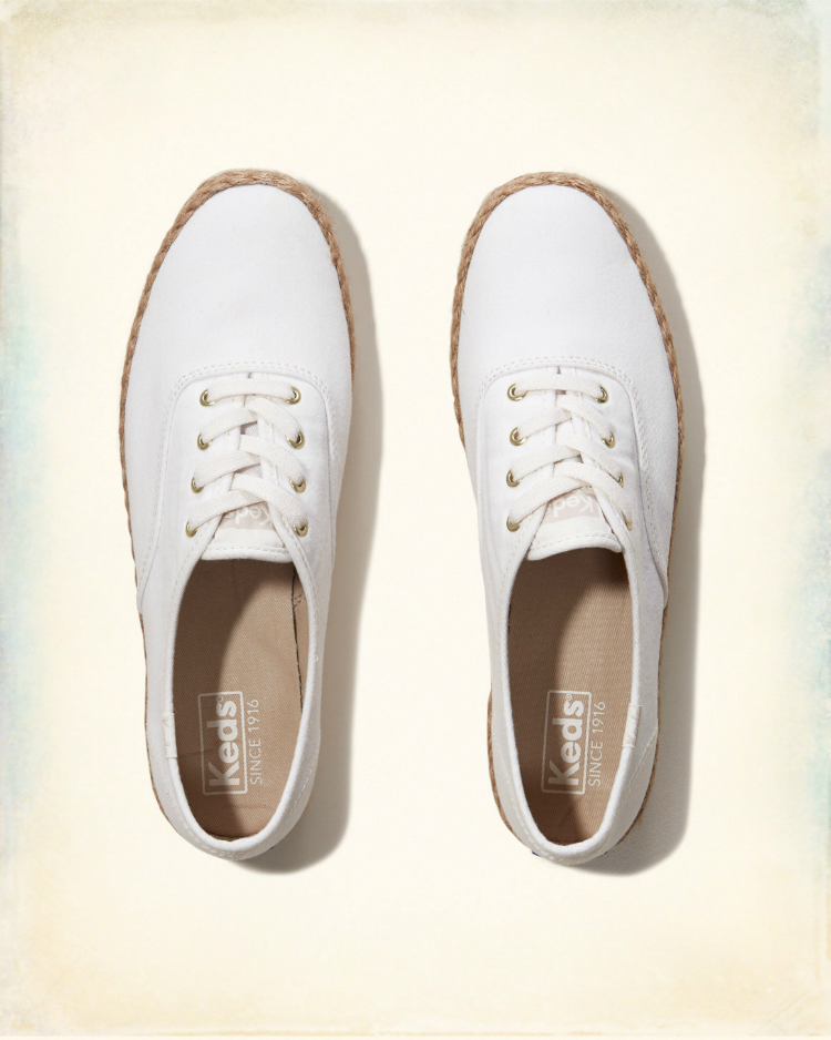 5basicitems-summercloset-05.jpg