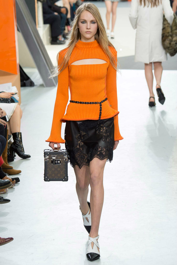 louis-vuitton-fall-winter-2015-runway09.jpg