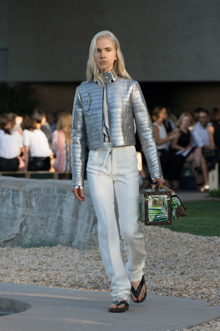 louis-vuitton-palm-springs-09.jpg