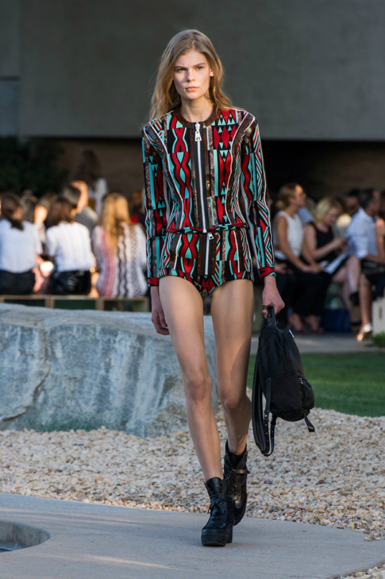 louis-vuitton-palm-springs-10.jpg