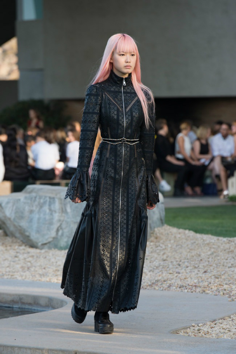 louis-vuitton-palm-springs-15.jpg