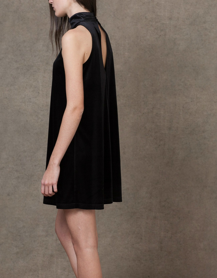 5newyearsevedresses15_02.jpg