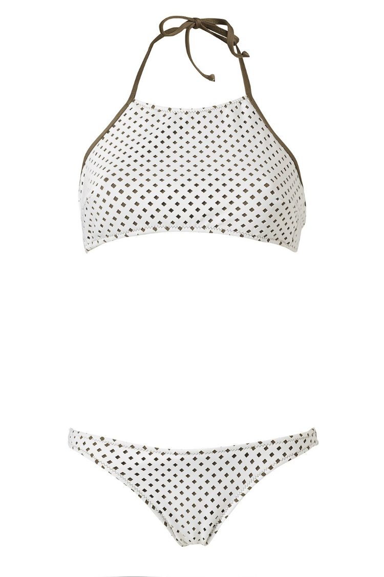 5whitefashionitems-02.jpg
