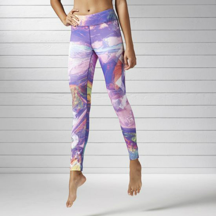 6colorful-items-for-womansday-05.jpg