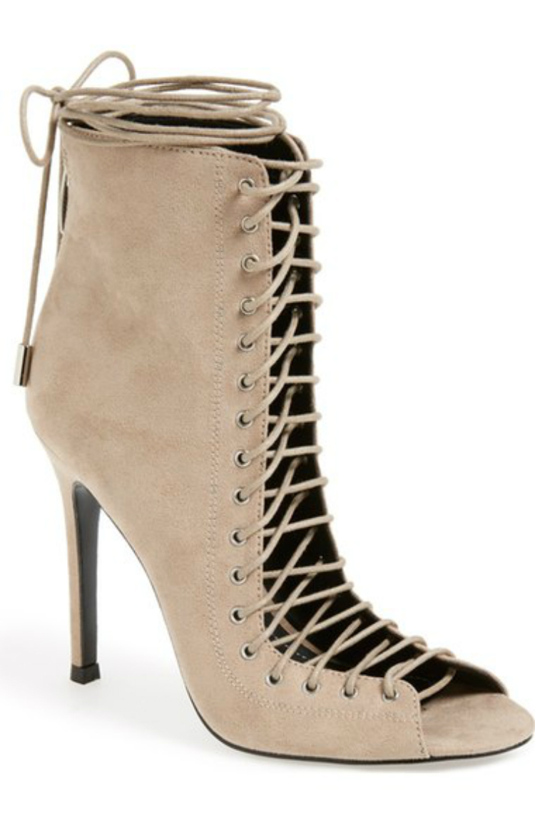 6laceupsandals-01.jpg