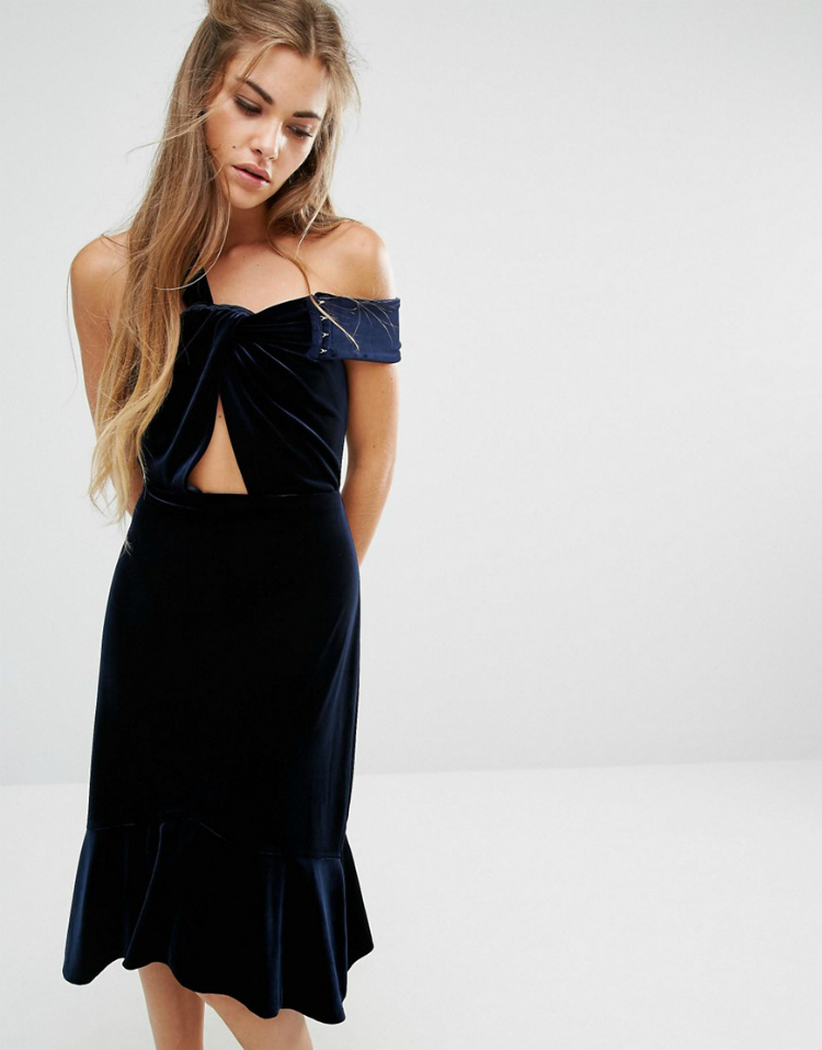 6velvetdresses-06.jpg