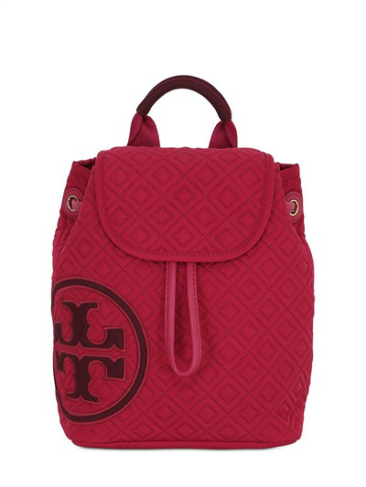 backpacksshopping_02.JPG