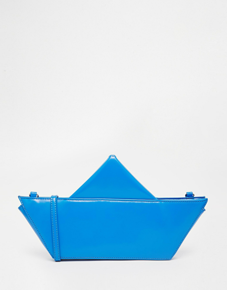 crossbody_3.jpg