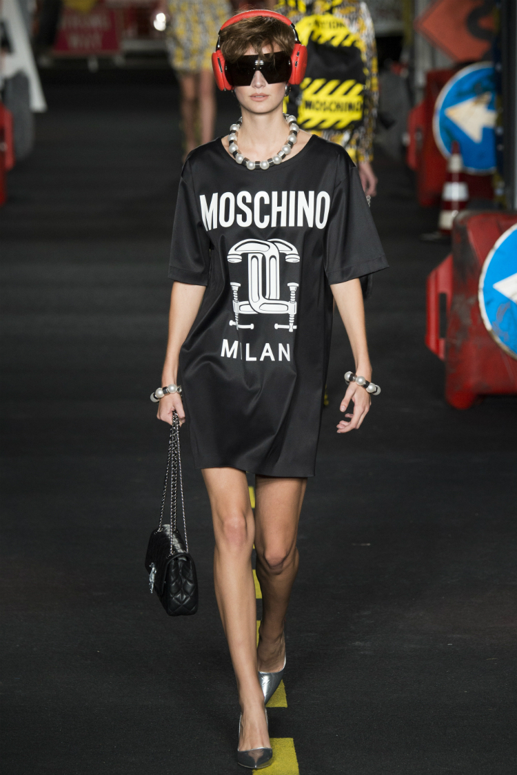 every-fashion-logo-you-need-to-know-05.jpg