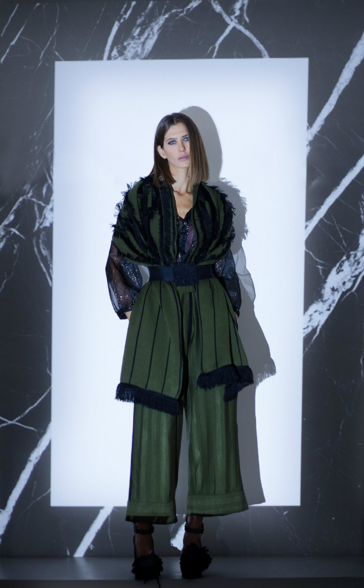 17-collection-by-leviniakonyalian-05.jpg
