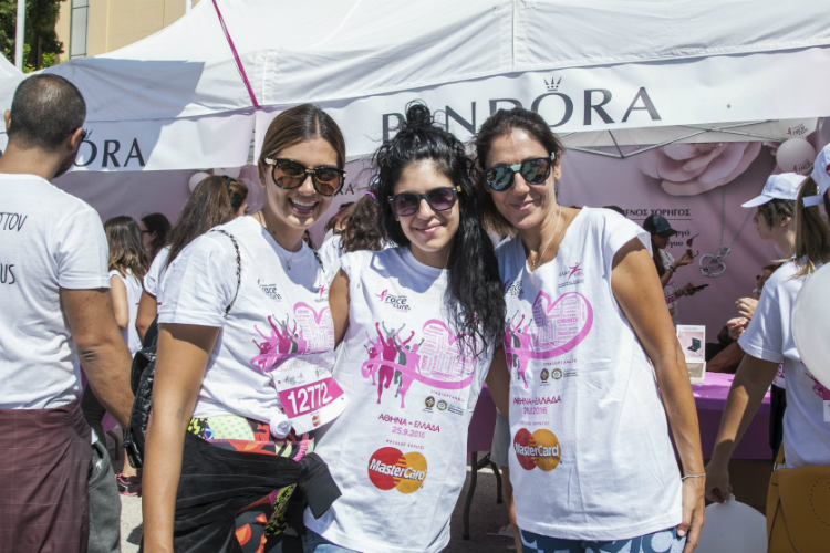 PANDORA_Raceforthecure_03.jpg