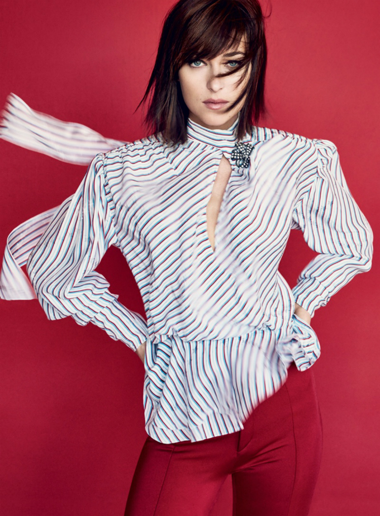 Dakota-Johnson-Vogue-Magazine-2017-Photoshoot05.jpg
