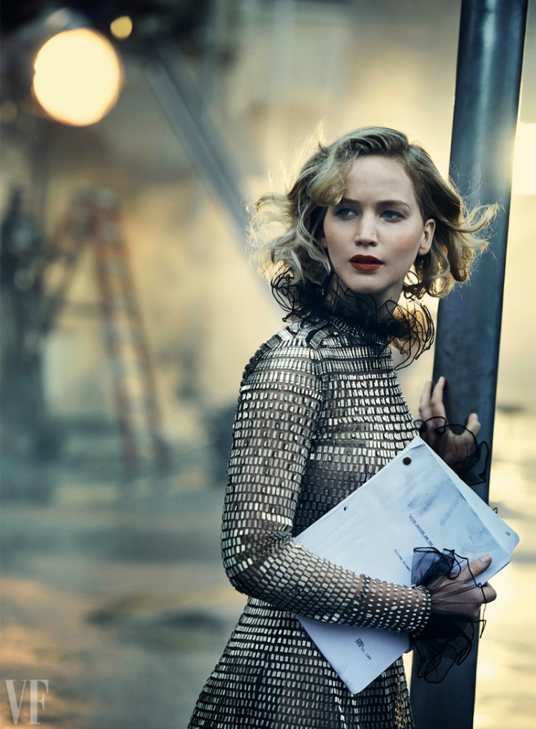 Jennifer-Lawrence-Vanity-Fair-Holiday-2016-02.jpg