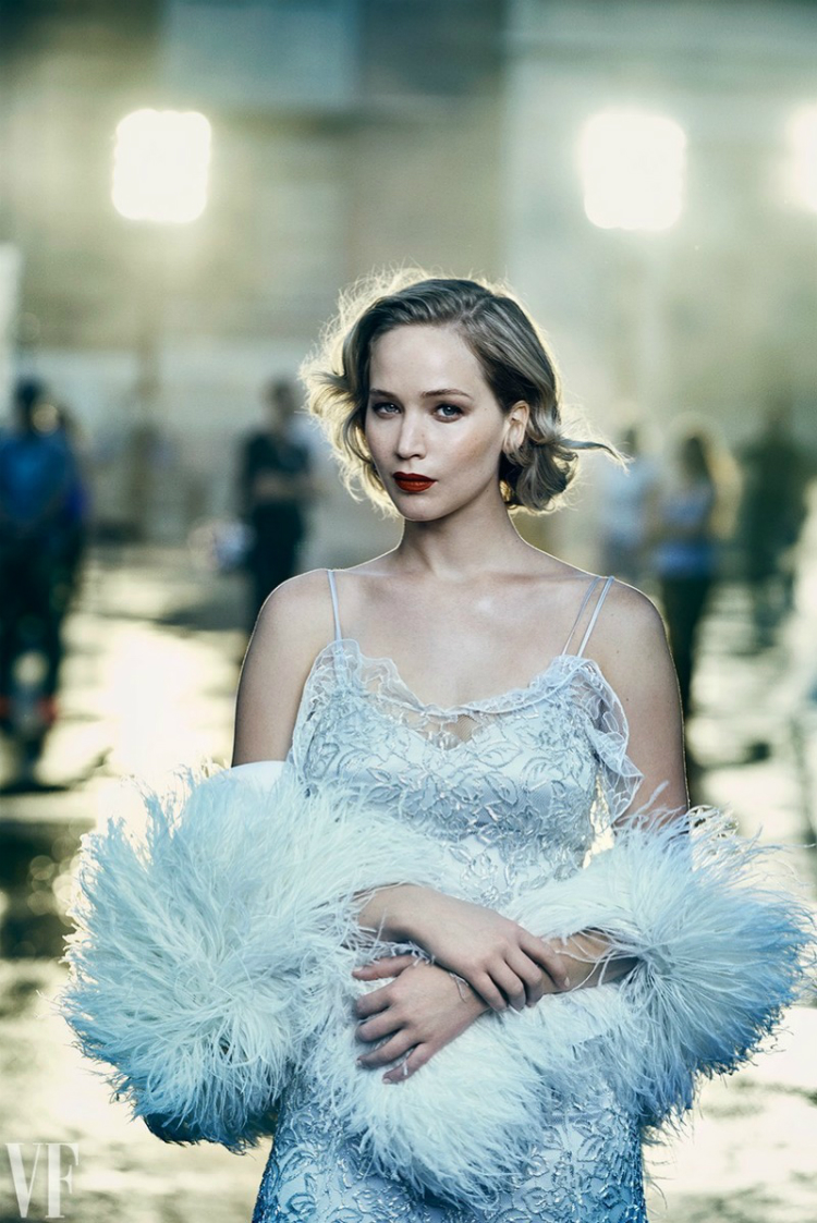 Jennifer-Lawrence-Vanity-Fair-Holiday-2016-05.jpg