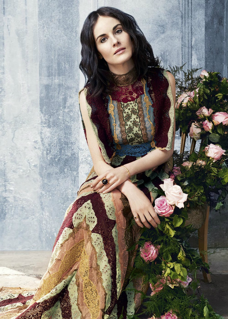 Michelle-Dockery-Harpers-Bazaar-UK-October-2015-Cover-Photoshoot02.jpg