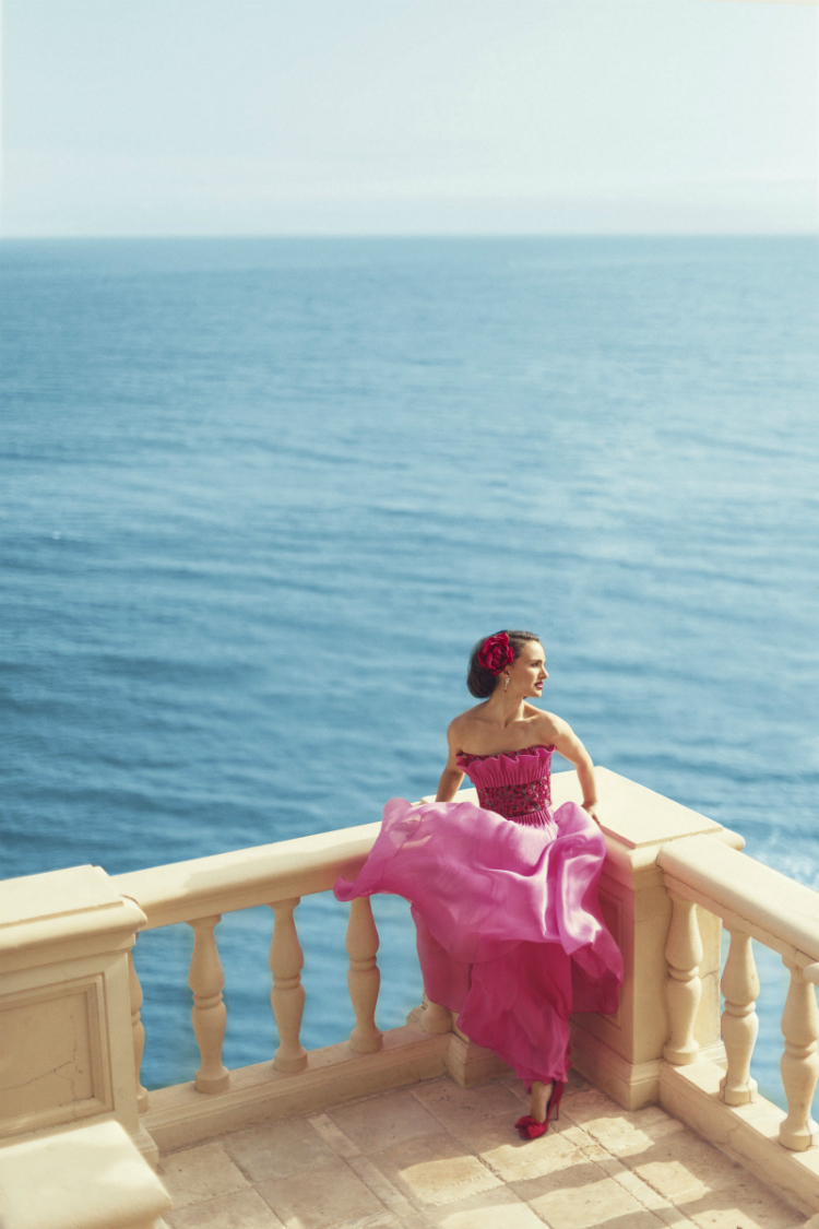 Natalie-Portman-Harpers-Bazaar-August-2015-Cover-Shoot05.jpg