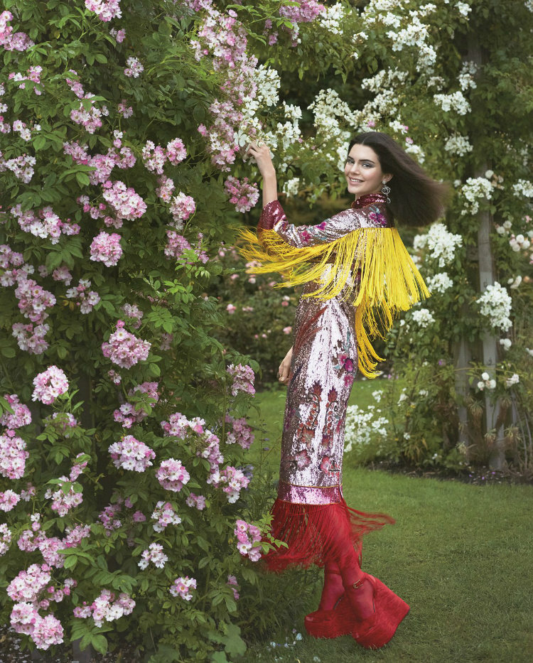 kendall-jenner-2016-september-cover-vogue-11.jpg