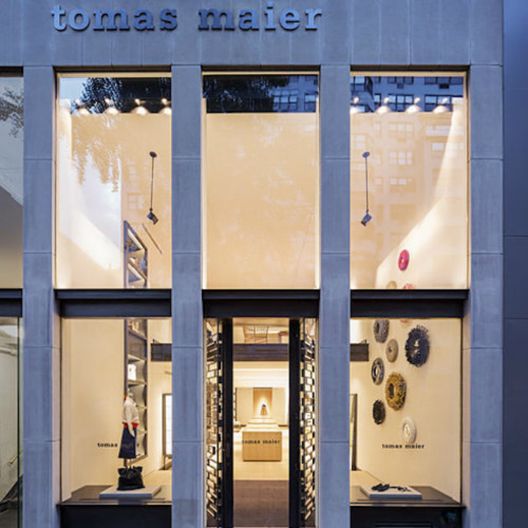 tomas-meier-nyc-store_2014_10.jpg