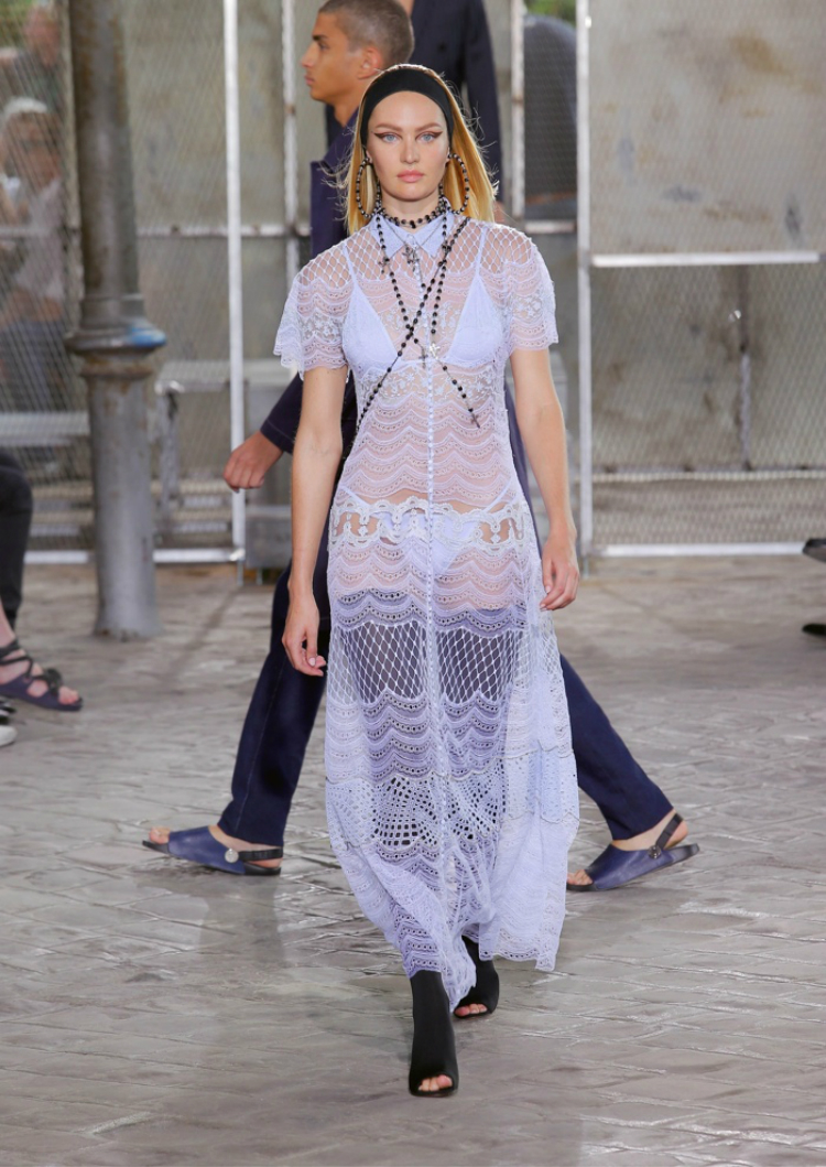 Givenchy-Spring-2016-Mens-Female-Looks06.jpg
