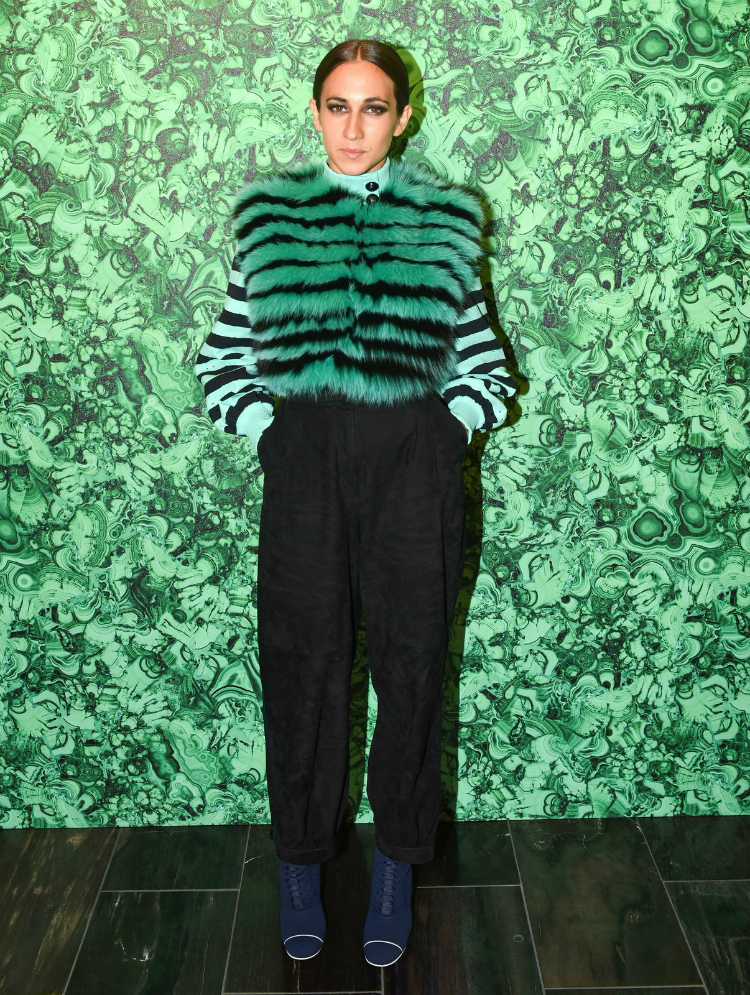 01-best-dressed-of-the-week-late-november-05.jpg