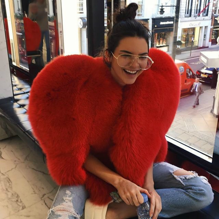 01-saint-laurent-heart-fur-01.jpg