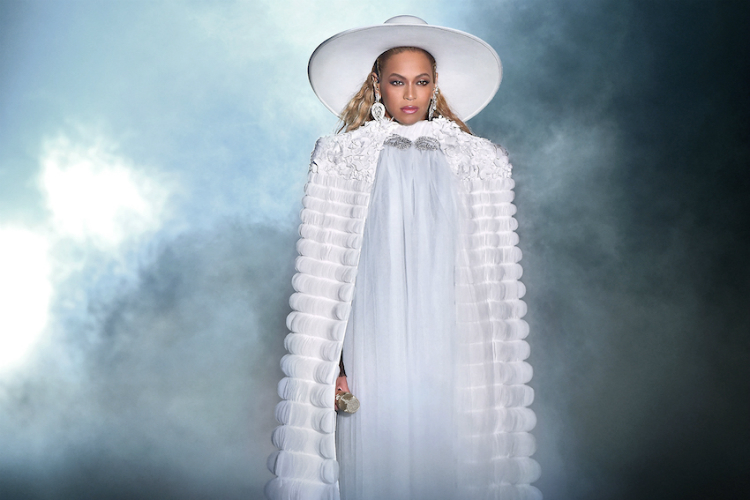 10beyonce-stage-looks-formation-tour-03.jpg