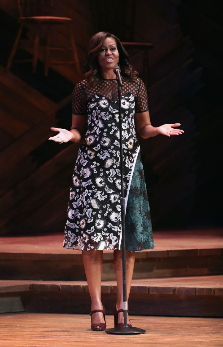 2016michelleobama-looks-02.jpg