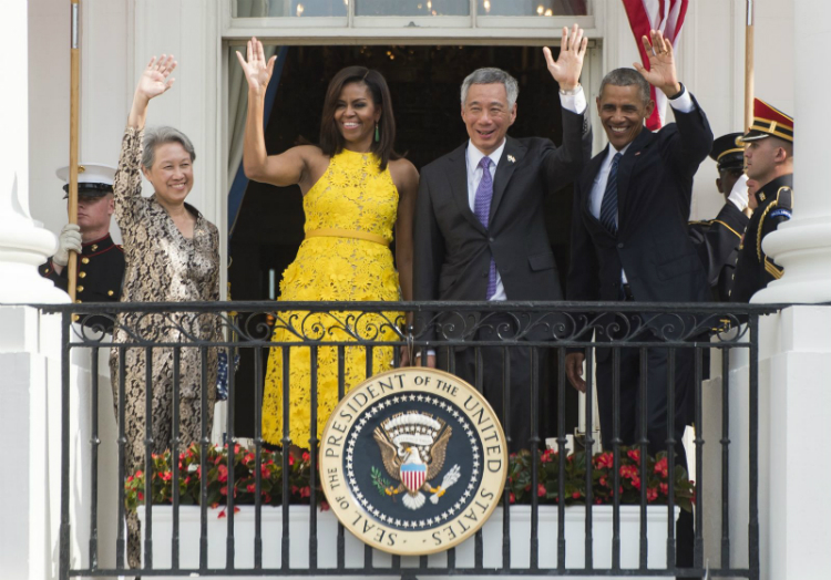 2016michelleobama-looks-06.jpg