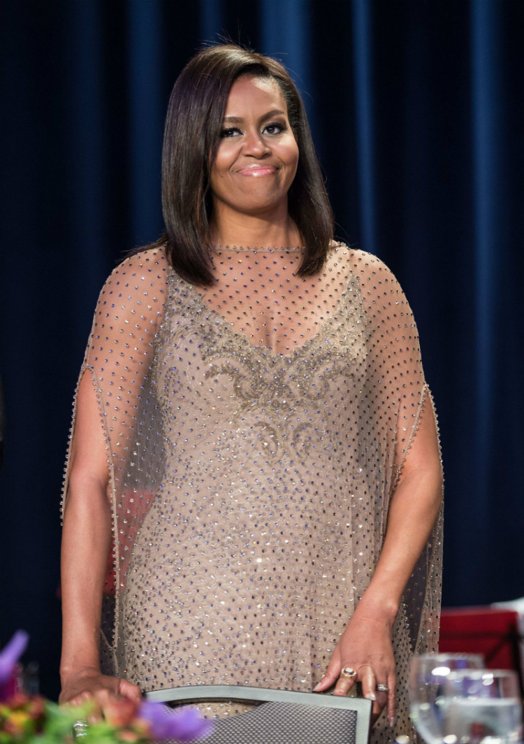 2016michelleobama-looks-07.jpg