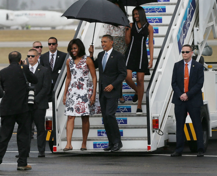 2016michelleobama-looks-10.jpg