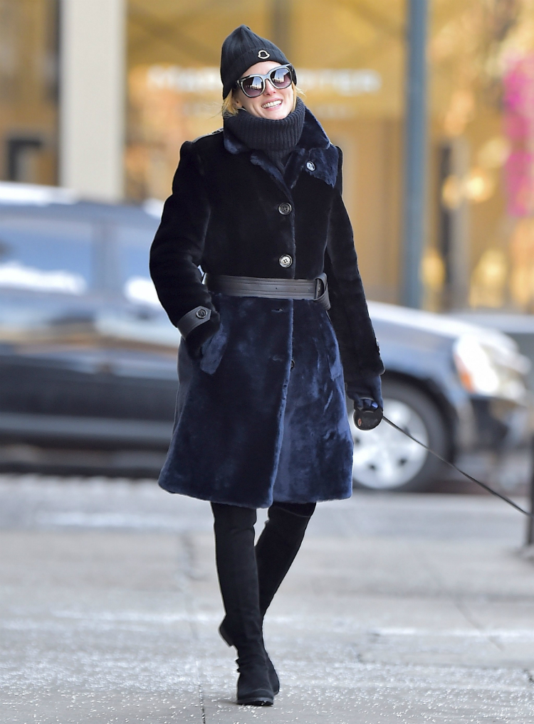7-Coats-olivia-palermo-wears-02.jpg