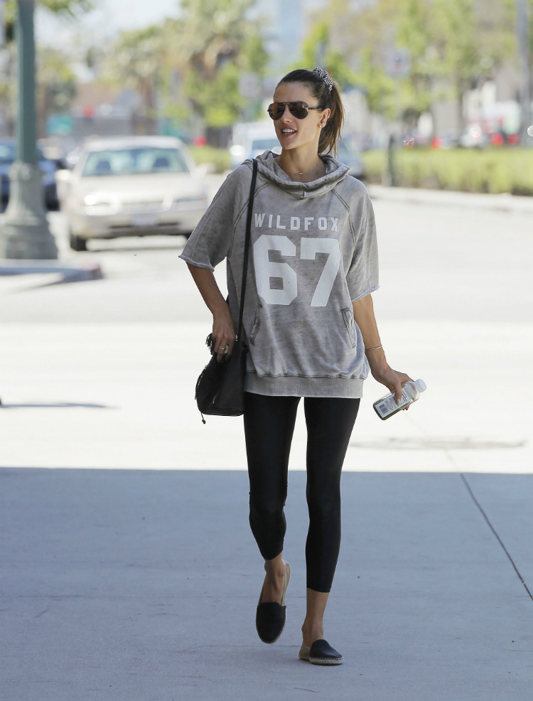 alessandraambrosio_workoutstyle_08.jpg