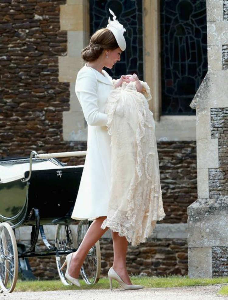 alexander-mcqueen-katemiddleton-10.jpg