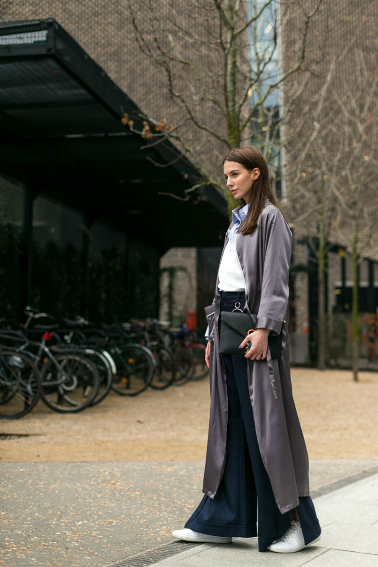 -lfw-fw17-street-style-01.jpg