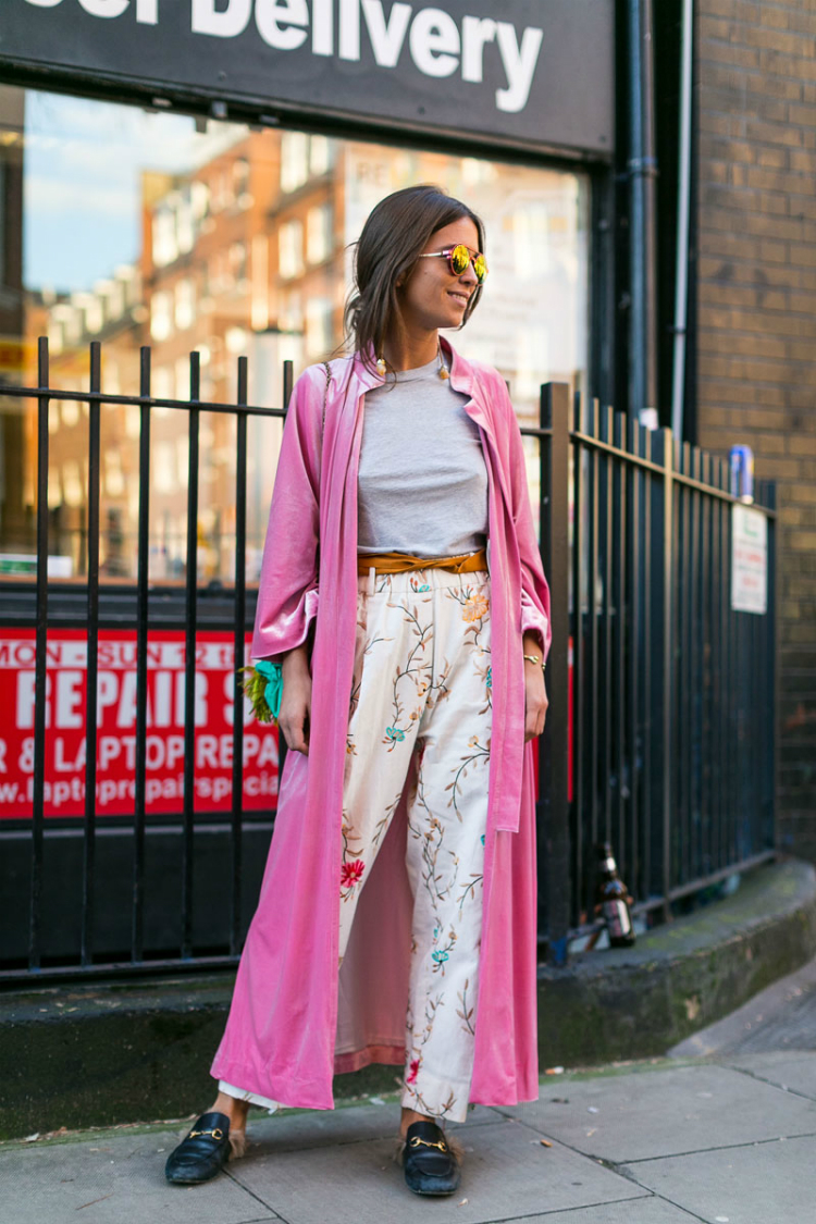 -lfw-fw17-street-style-02.jpg