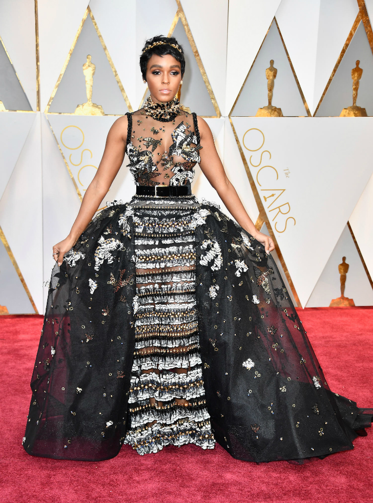 2017oscars-red-carpet-06.jpg