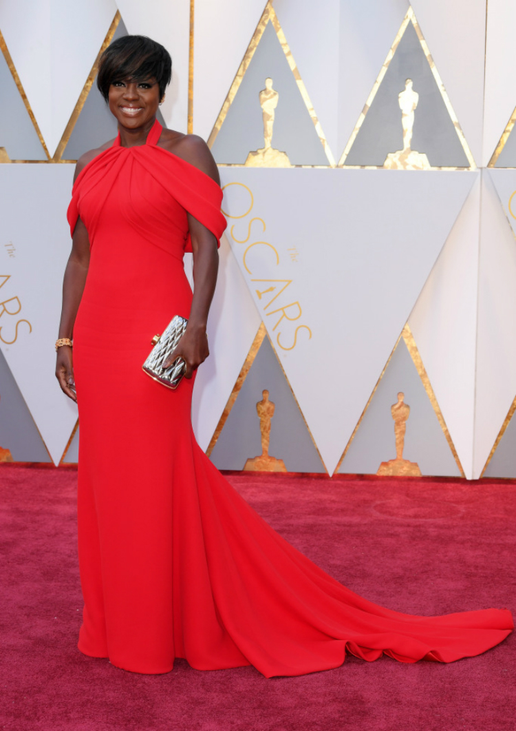 2017oscars-red-carpet-10.jpg