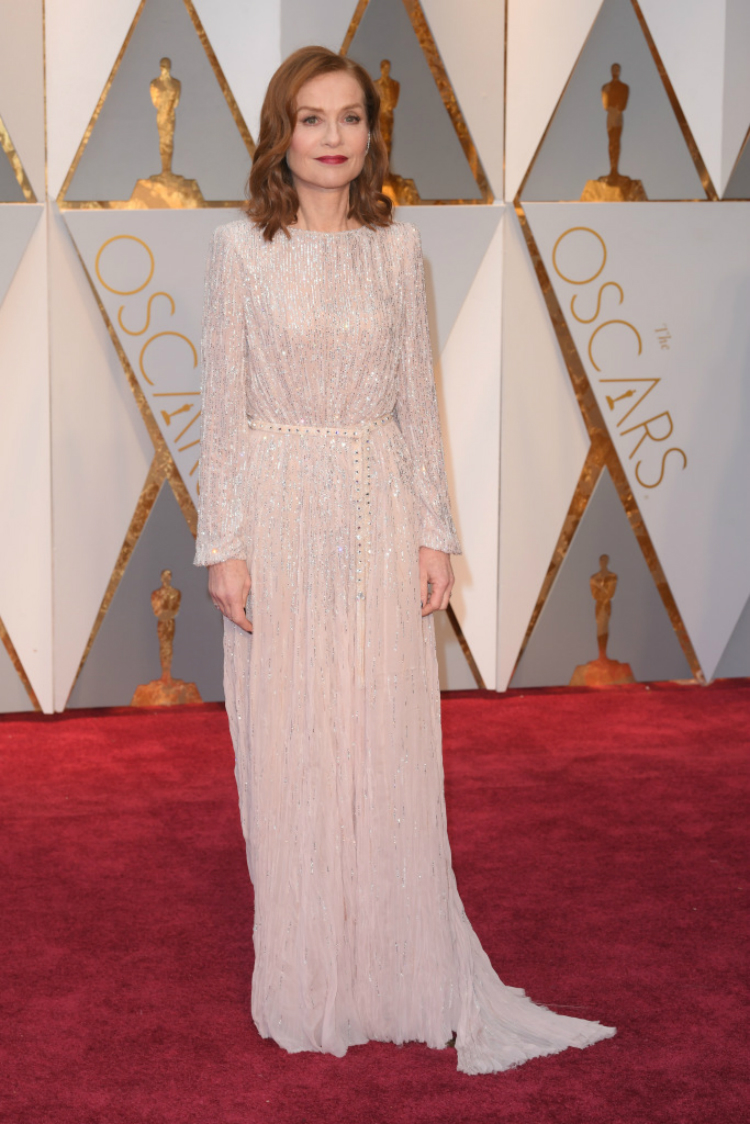 2017oscars-red-carpet-14.jpg