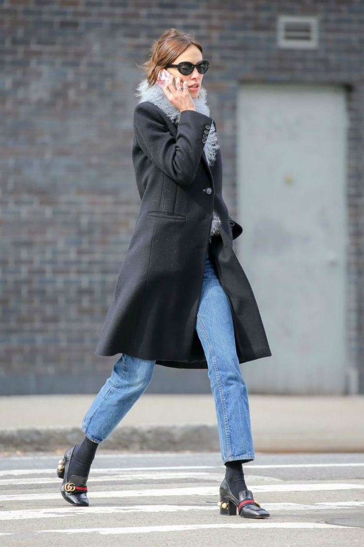 8designer-shoes-worn-by-celebs-03.jpg