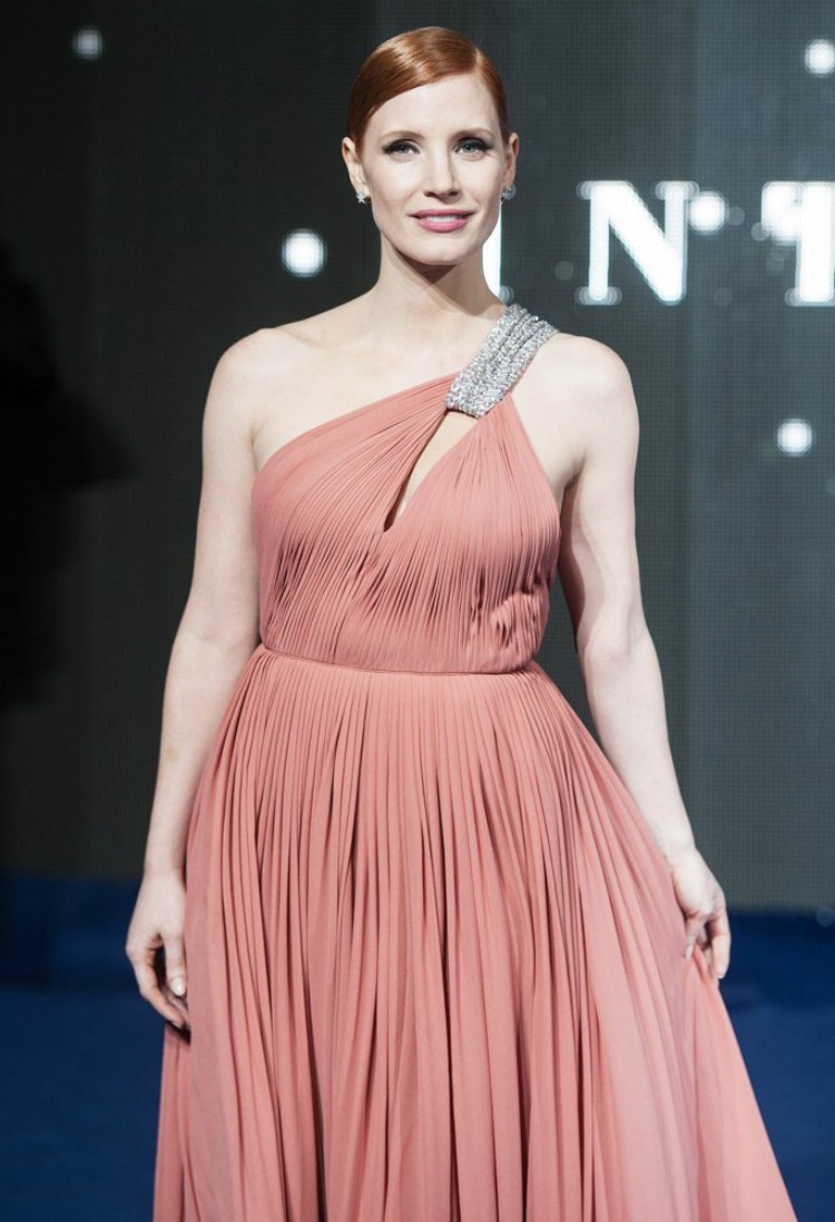 interstellarjessica-chastain-uk-premiere-interstellar-02.jpg