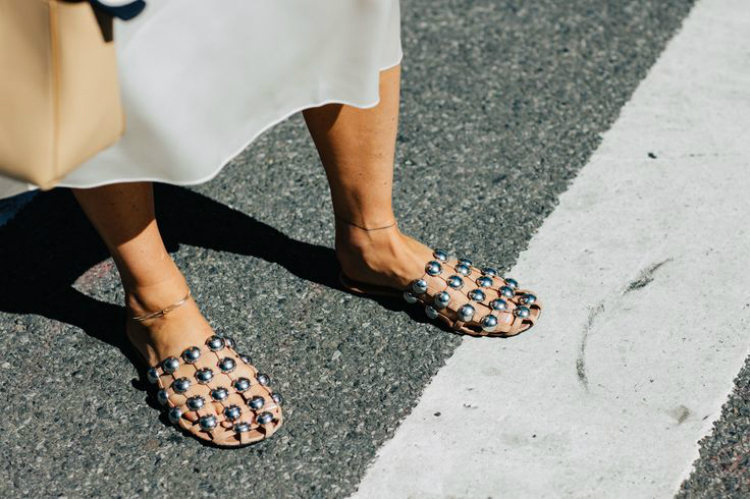 2016best-shoes-streetstyle-05.jpg