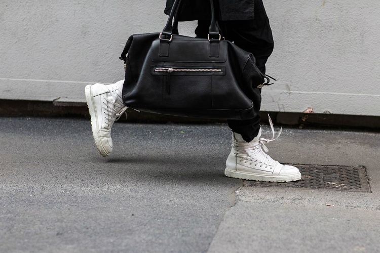 2017ss-shows-milan-fashion-week-sneakers-04.jpg