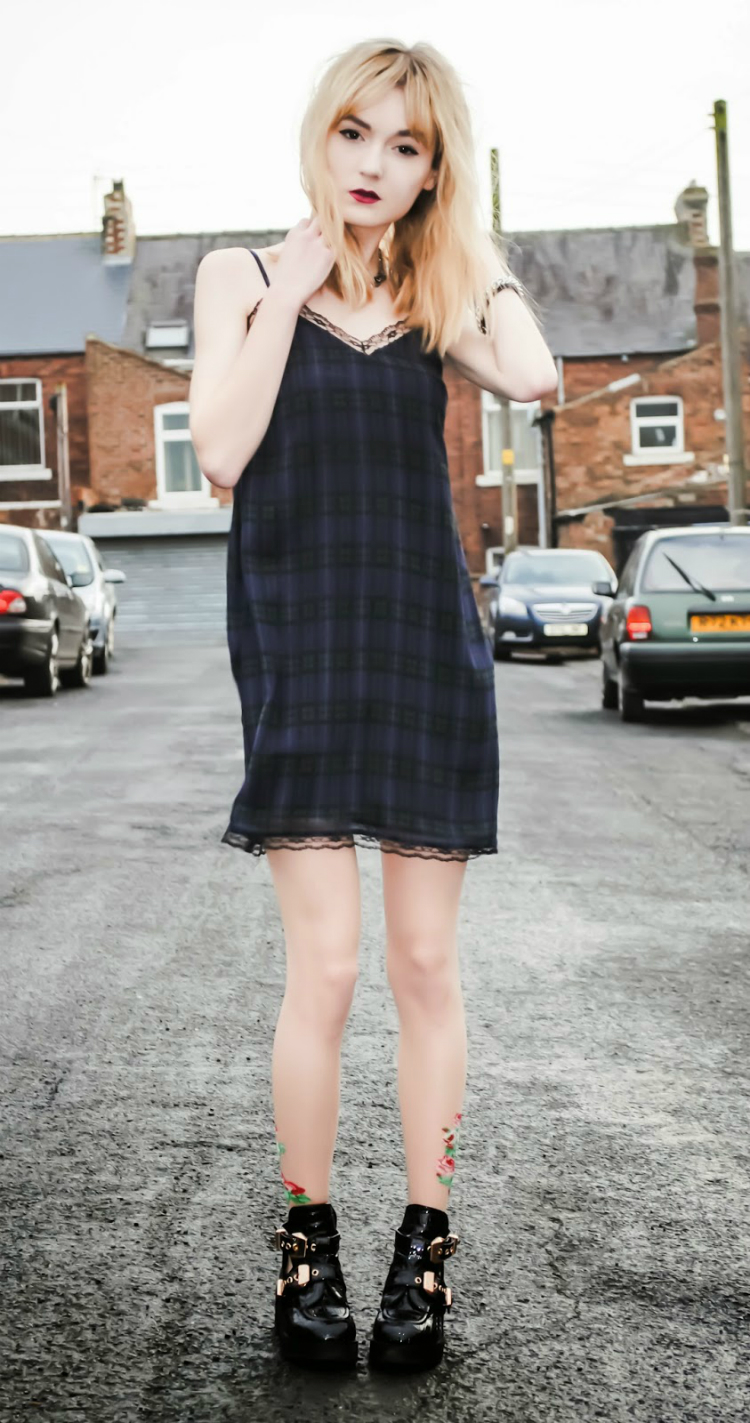 4waystowearplaid-01.jpg