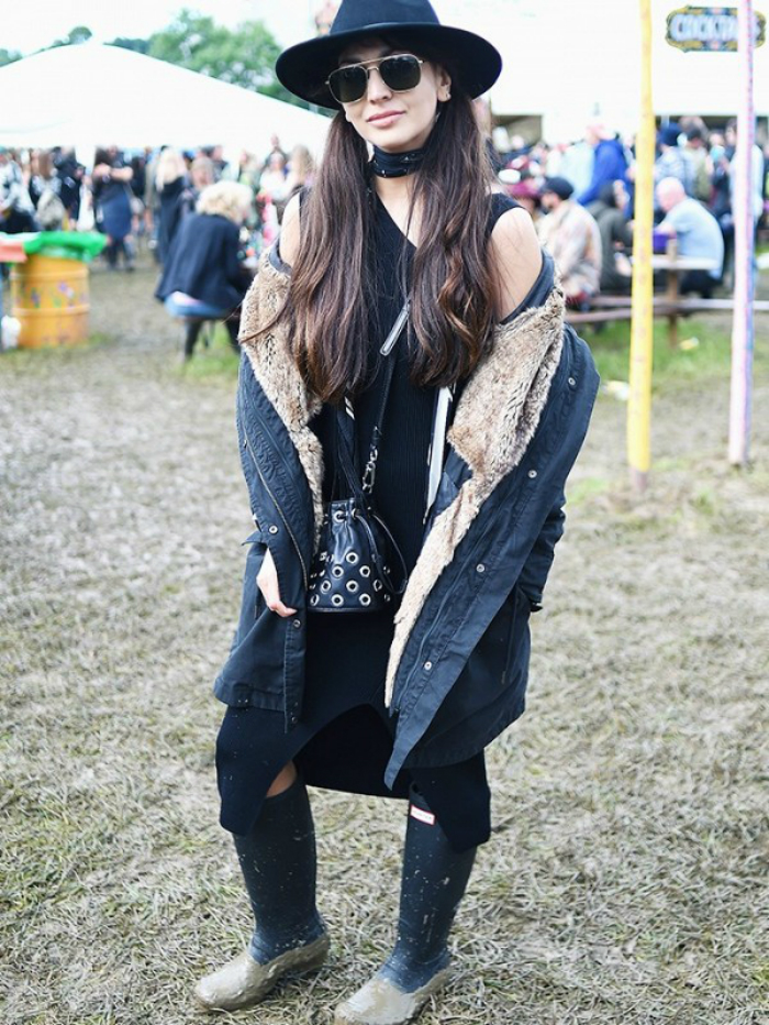 glasto-2016-dressed-normally-05.jpg