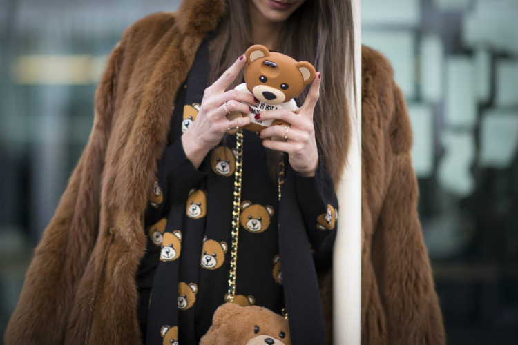moschino-street-style-02.jpg