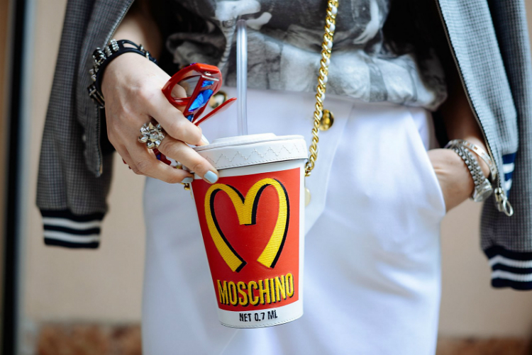 moschino-street-style-03.jpg