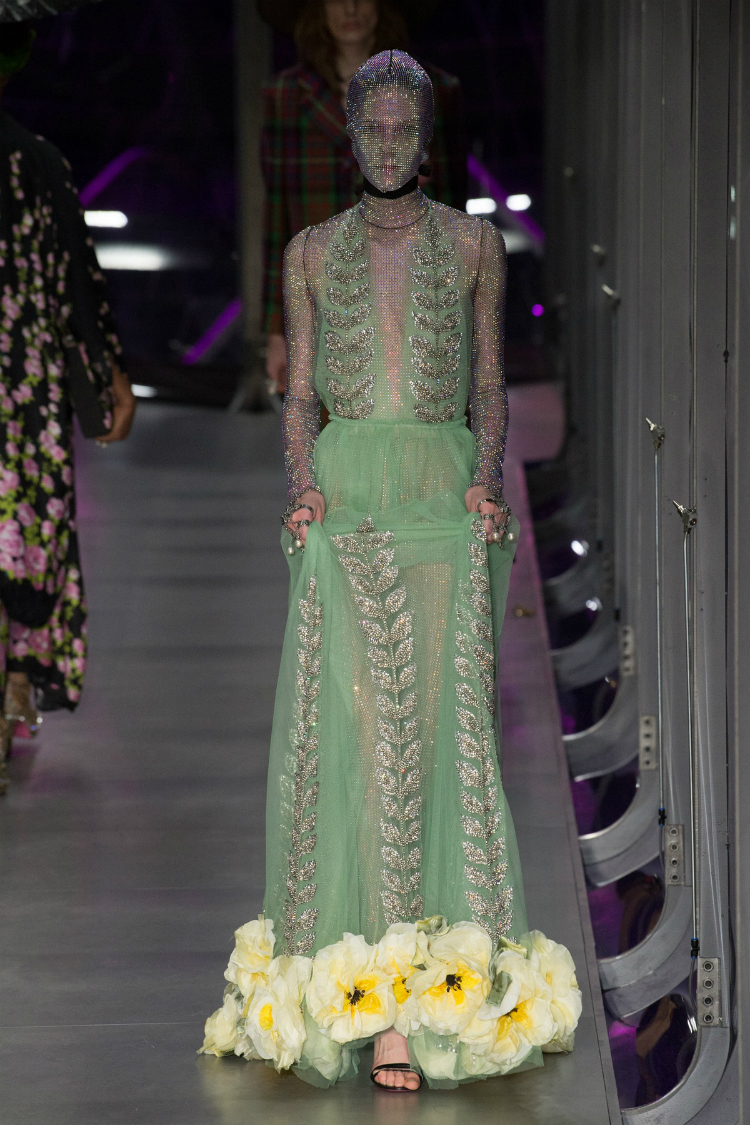1718-gucci-fw-08.jpg