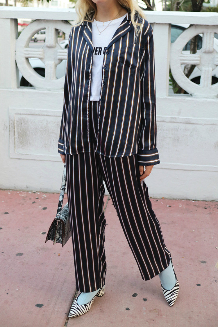 3ways2wear-pajamas-out-ofbedroom-02.jpg